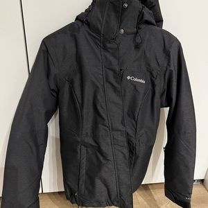 Brand new, never worn Women’s Columbia Alpine Action Jacket